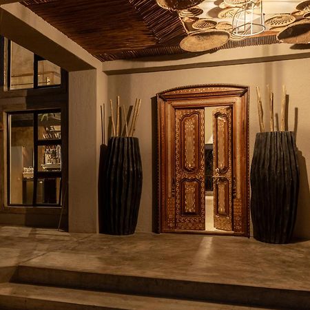 Chobe House Villa And Chalets Касане Екстериор снимка