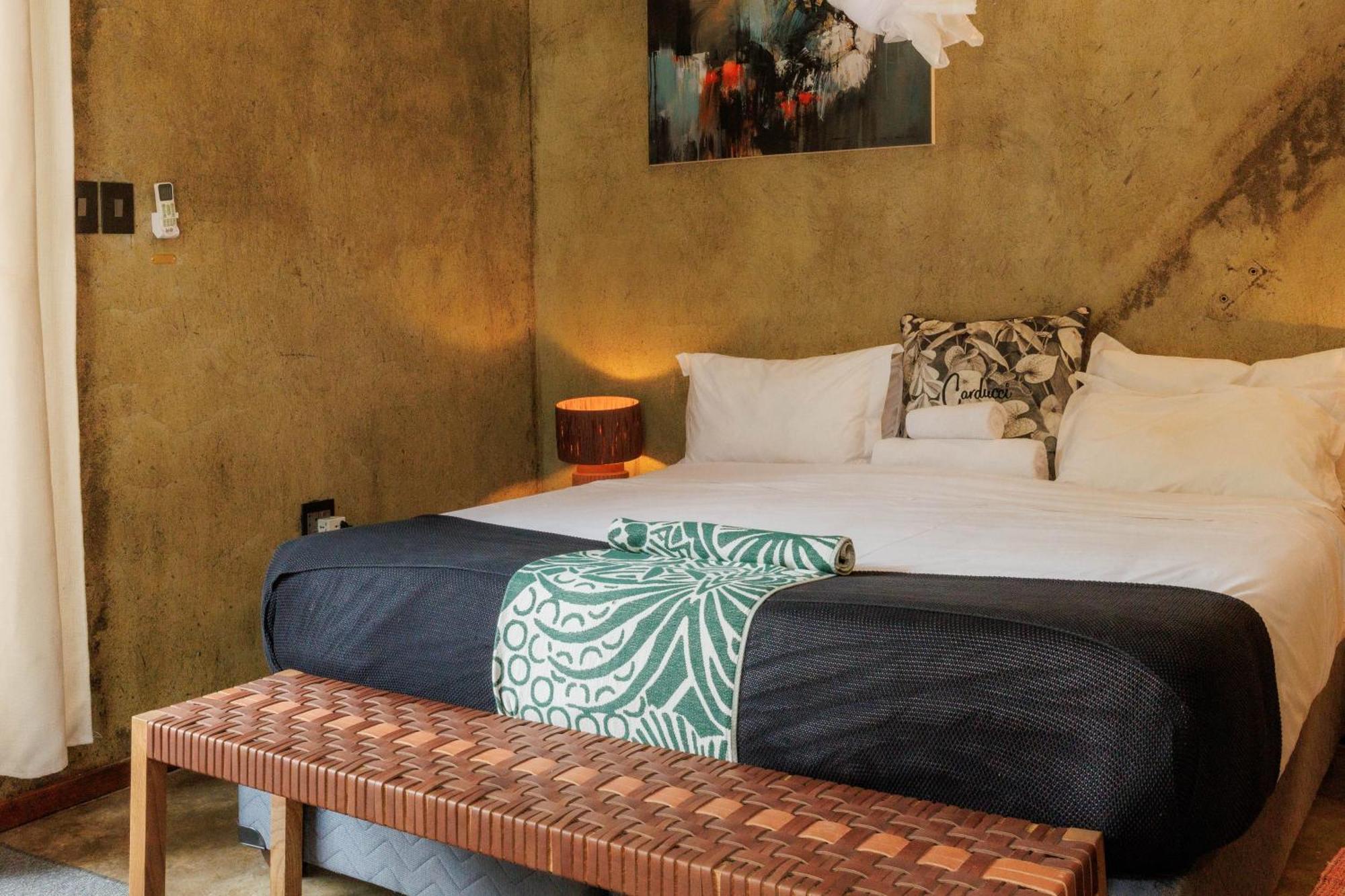 Chobe House Villa And Chalets Касане Екстериор снимка