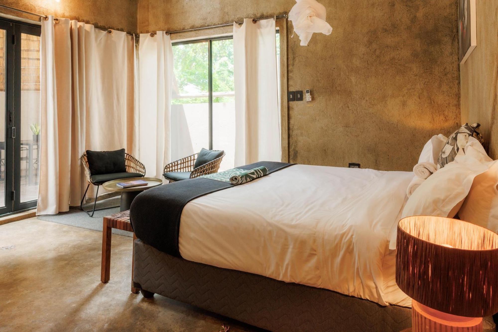 Chobe House Villa And Chalets Касане Екстериор снимка